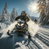 Schneemobilfahren. abenteuerlich Fahrten durch schneebedeckt Terrain foto