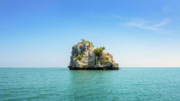 klein Insel im Thailand foto