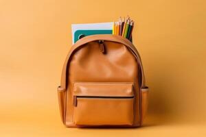 bunt Stifte und Notizbuch im ein Vorderseite Aussicht Schule Rucksack ai generiert foto