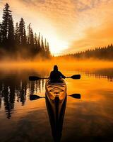 Meditation Bootfahren Kajak Wasser Stille Freiheit Landschaft friedlich Morgen Rudern isoliert Foto