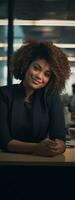 Plus Größe glücklich kurvig schwarz Frau Manager modern Büro erfolgreich Job Geschäft Foto schwarz