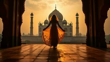 das taj Mahal im Agra Indien Tanzen Frau foto