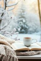Weiß Tasse von Kaffee und Buch auf das Herbst Stimmung foto