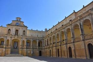 Italien, Lecce, Stadt mit barocker Architektur und Kirchen und archäologischen Überresten. foto