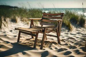 ein hölzern Stuhl Sitzung auf das Sand in der Nähe von das Ozean. KI-generiert foto