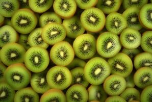 oben Aussicht von ordentlich vereinbart worden Kiwi Obst zum Hintergrund. generativ ai foto
