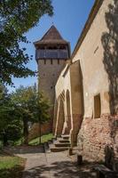 Wehrkirche von alma vii, mosna, sibiu, 2020, außenwand foto