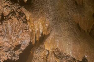 Detail von Höhlen im das serra de mira d'aire, im Portugal foto