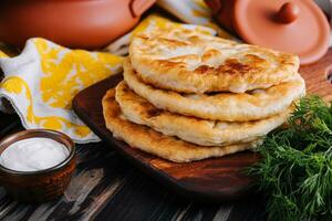 traditionell hausgemacht rumänisch und Moldovan Kuchen - - Plazinta foto