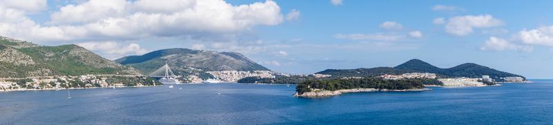 der neue hafen von dubrovnik foto