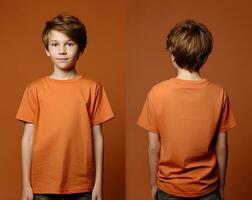 Vorderseite und zurück Ansichten von ein wenig Junge tragen ein Orange T-Shirt. ai generiert foto