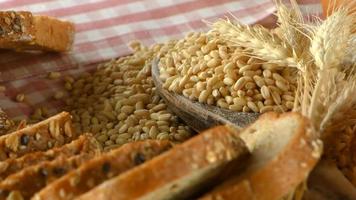 leckeres frisches Brot-Food-Konzept foto