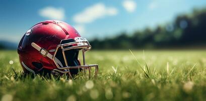 amerikanisch Fußball Helm auf Grün Gras. Nahansicht von Sport Ausrüstung ai generiert foto