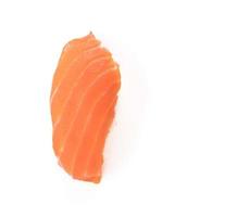 Lachs-Sushi auf weißem Hintergrund foto