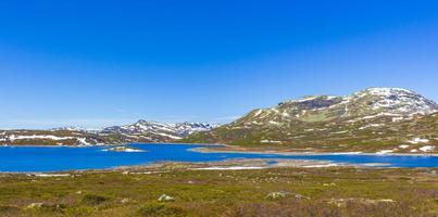 Vavatn Seepanorama Landschaft Felsbrocken Berge Hemsedal Norwegen. foto