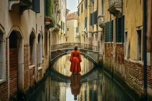 Frau alt Venedig Fluss foto