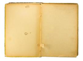 altes aufgeschlagenes Buch isoliert auf weißem Hintergrund foto