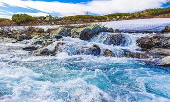 Storebottane-Fluss am Vavatn-See in Hemsedal, Norwegen foto