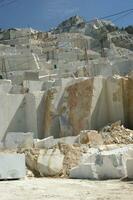 fotografisch Dokumentation von ein Marmor Steinbruch im carrara foto