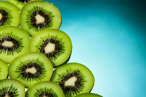 Kiwi Scheiben auf ein Grün Hintergrund, fördern ein gesund Essen Lebensstil ai generiert foto