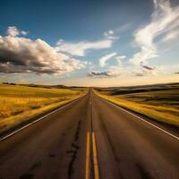 ein öffnen Straße verschwinden in das Horizont, Erfassen das Sinn von endlos Möglichkeiten während das Mittelpunkt von ein Straße Ausflug generativ ai foto