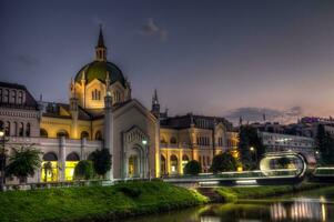 Akademie von fein Kunst, Sarajewo, Bosnien und Herzegowina beim das Nacht Zeit foto