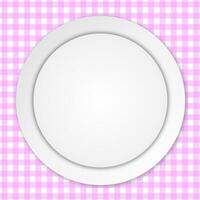 Weiß Teller auf Rosa Tischdecke foto