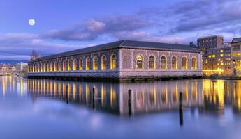 bfm und Rhone Fluss, Genf, Schweiz, hdr foto