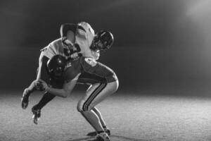 American-Football-Spieler in Aktion foto