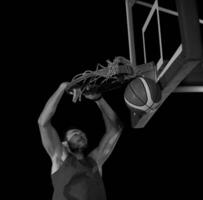 Basketballspieler in Aktion foto