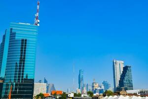 Bangkok 5 Oktober 2020, Panorama Aussicht von Bangkok mahanakorn Gebäude, klar Himmel Hintergrund Tourist Stelle im das Mitte von das Hauptstadt von Thailand. foto