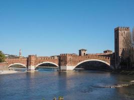 Castelvecchio-Brücke auch bekannt als Scaliger-Brücke in Verona