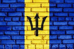 Flagge von Barbados auf ein texturiert Hintergrund. Konzept Collage. foto