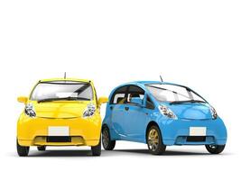 Blau und Gelb klein ecomonic elektrisch Autos Seite durch Seite foto