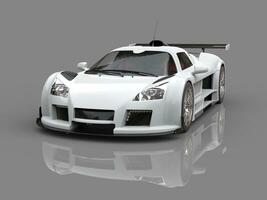 Weiß Supersportwagen auf reflektierend Hintergrund foto