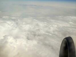 Wolken wie Sie sind gesehen von Flugzeug foto