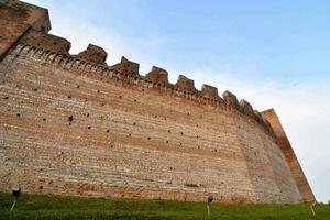 das Mauer von das Schloss von Siena, Italien foto