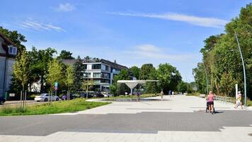 Swinemünde, Polen. 15 August 2023. Straße im Swinemünde. ist ein Stadt und Seehafen auf das baltisch Meer foto