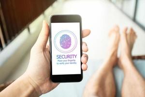 Fingertipp-Passwortsicherheit zugängliche Anmeldung. mobiles Sicherheitskonzept. foto