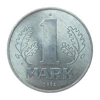 eine Mark-Münze isoliert