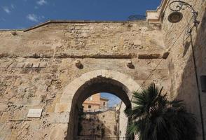 Porta dei Due Leoni-Tor in Cagliari foto
