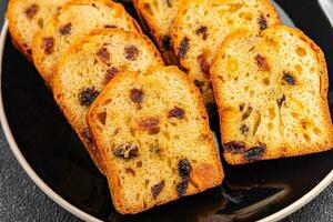 Weihnachten Obst Kuchen Süss Gebäck getrocknet Obst Kirsche, getrocknet Aprikose, prune, Rosine Süss Dessert Urlaub behandeln Neu Jahr und Weihnachten Feier Mahlzeit Essen Snack auf das Tabelle Kopieren Raum Essen foto