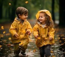 überschwänglich Kinder, geschmückt im hell Gelb Regenmäntel und passend Regen Stiefel, entzückend Spritzen durch Pfützen während ein herbstlich Platzregen. ai generiert foto