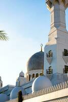 Weiß Kuppel Moschee islamisch Gebäude foto