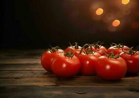 frisch rot Tomaten mit Wasser Tröpfchen auf hölzern Tisch. generativ ai foto