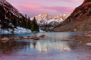 Naturlandschaft der kastanienbraunen Glocke in Colorado foto