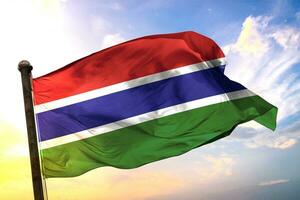 Gambia 3d Rendern Flagge winken isoliert Himmel und Wolke Hintergrund foto