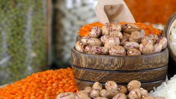 gesunde vegetarische Rohkost Hülsenfrüchte foto