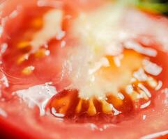 frisch Tomaten Makro. foto