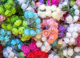 bunter Hochzeitsstrauß schöne romantische Blumen foto